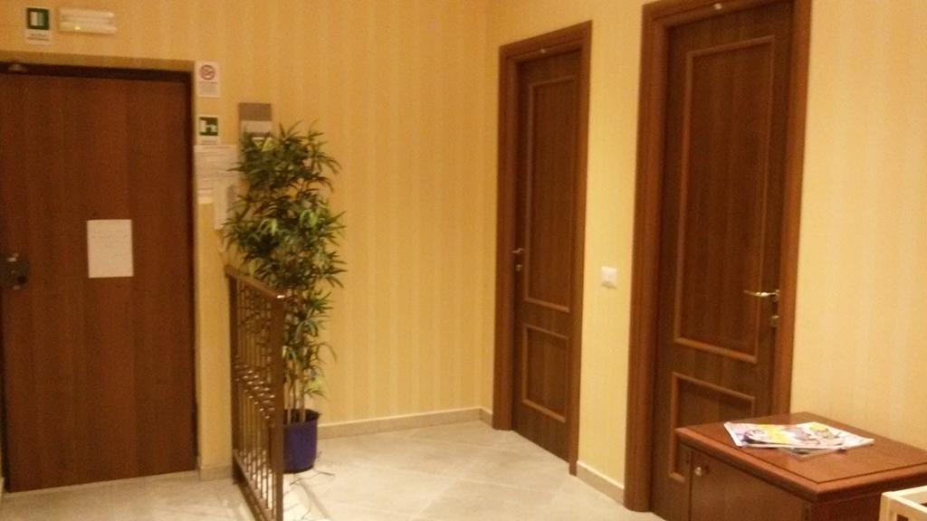 Mrs Julie Guesthouse 로마 외부 사진