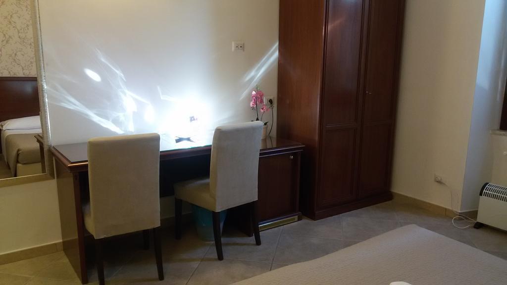 Mrs Julie Guesthouse 로마 객실 사진